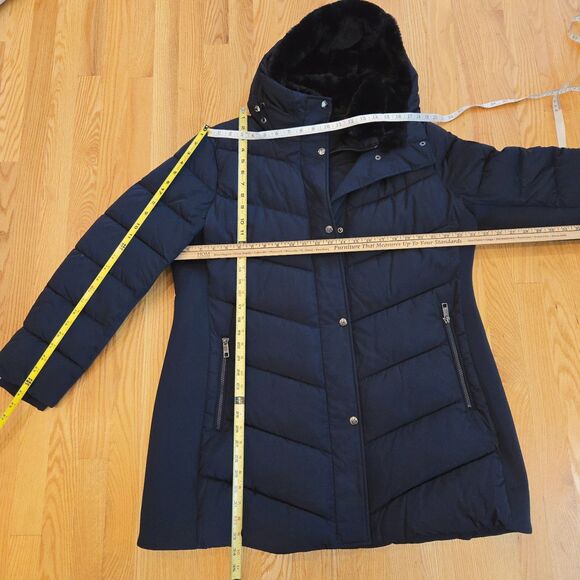 Andrew Marc Womens Coat Sz XXL Puffer Navy Hooded Black Faux Fur Jacket Warm LN! - Picture 8 of 15